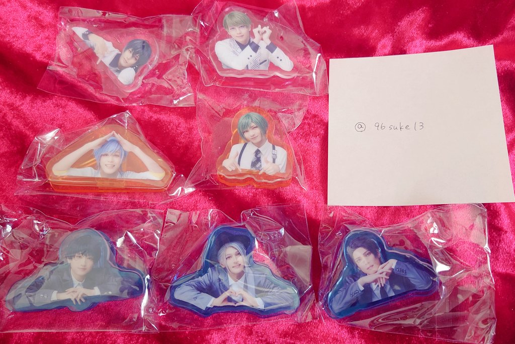 96suke13's tweet photo. 【交換】エーステ   アクリルクリップ

譲:真澄、千景、三角、幸、紬、東、ガイ
求:万里
●郵送交換希望
お気軽にお声がけ下さい💐 https://t.co/hJCSY5x9OL