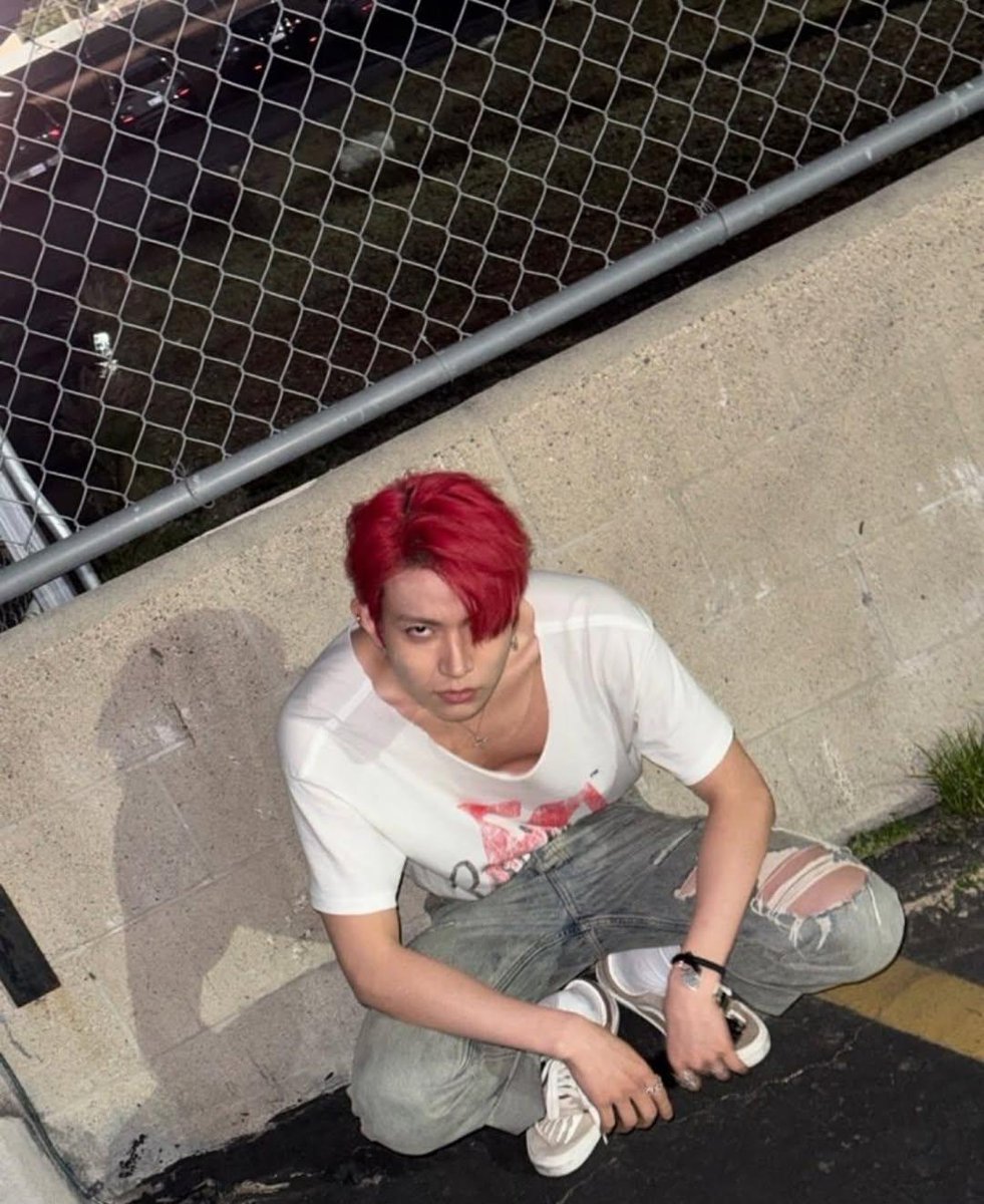 lejisi_'s tweet photo. Menyala si merah wkwk #heesung #ENHYPEN https://t.co/IUBtumM6WE