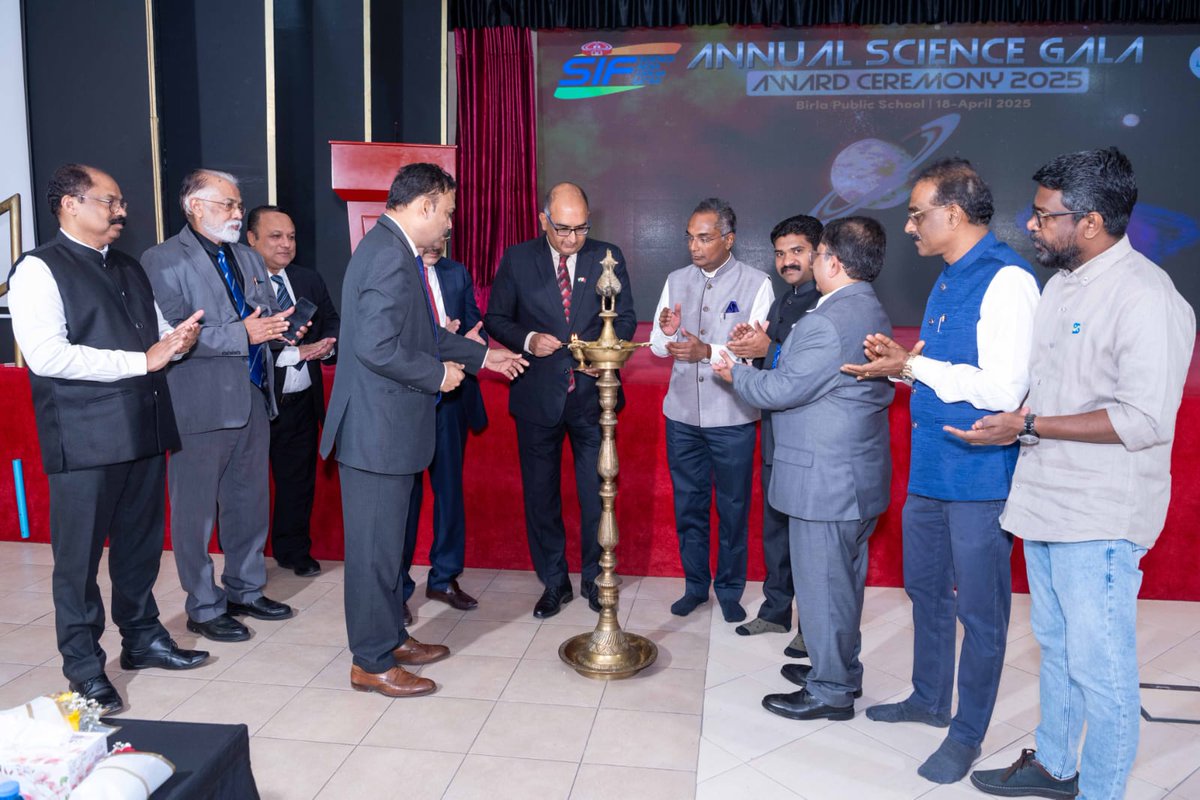 IndEmbDoha's tweet photo. Ambassador @vipulifs  attended the Annual Science Gala &amp; Award Function of Science India Forum  on 18th April. The event celebrated academic excellence and promoted scientific spirit among students.  #ScienceIndiaForum @MEAIndia @diaspora_india https://t.co/sUpeRlZrot