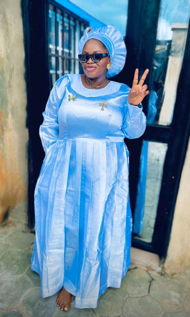 famshizzle's tweet photo. He is RISEN!!!! 🌈🕊️✝️
Happy Easter Everyone
#ccc #celestialchristianchurch #easter #omoijomimo #cccijimo #celestial https://t.co/eF0Q4hzXZe