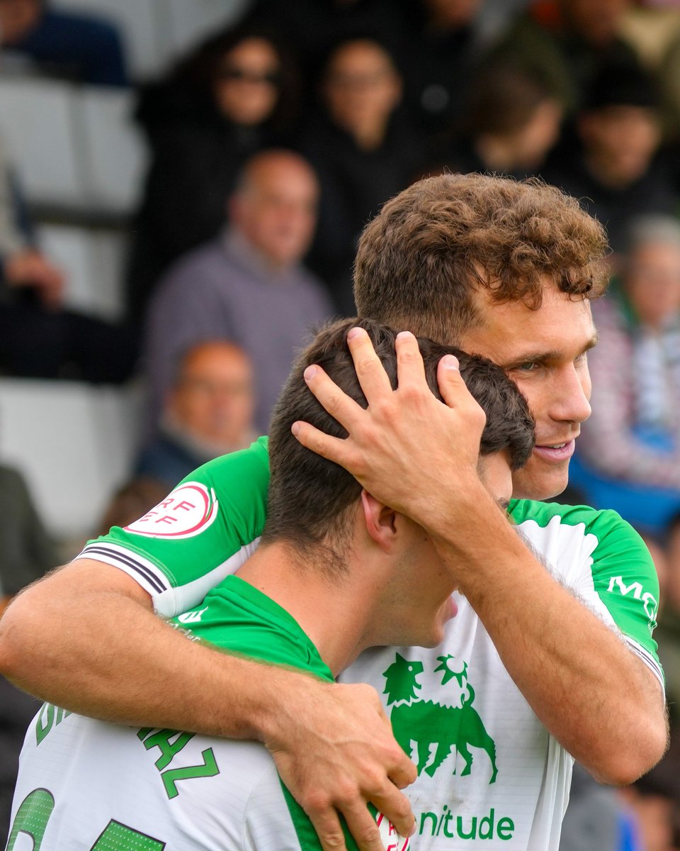 💚🫂 🤍

RT si tú también quieres ser @angelveinti2 y <a href="/dieegodiaaz10/">Diego Diaz</a> para abrazar a <a href="/baldriich09/">Sergi Baldrich</a>