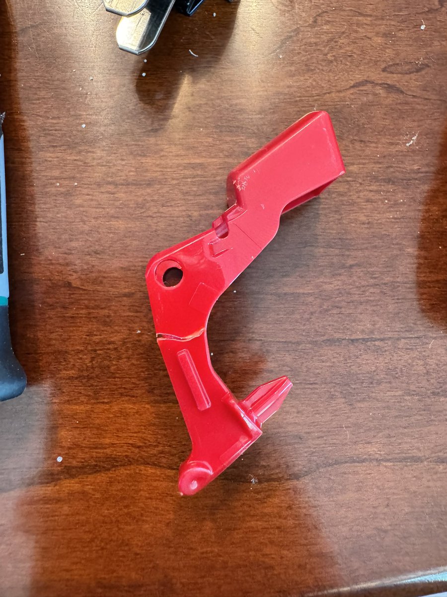 jameshullx's tweet image. My Dyson stopped working. The trigger stopped working (a common problem). I took it apart and found the break. How should I reinforce the piece? I’m thinking super glue and piece of small metal.