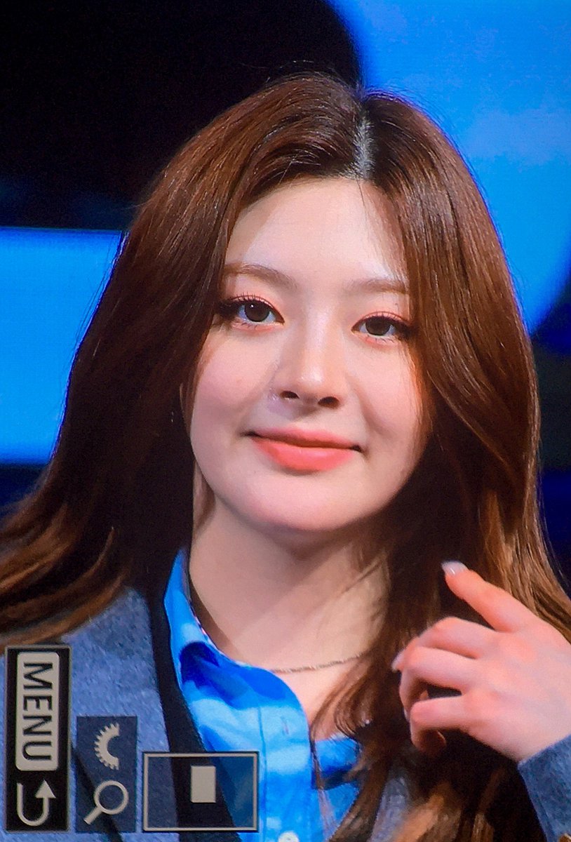 First3020's tweet photo. 250420
#스테이씨 #세은 #STAYC #SEEUN https://t.co/bIayK8X3M2