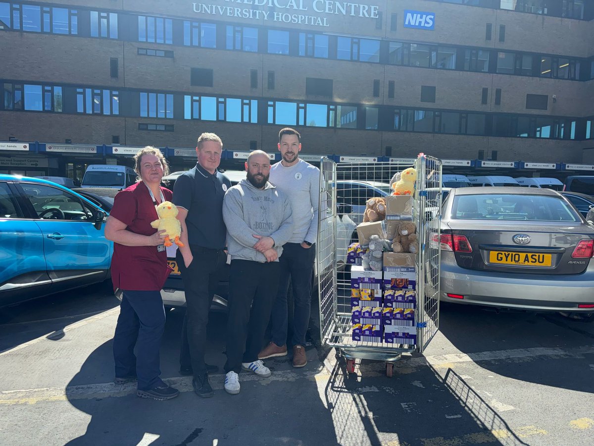 Andy_MAlmeida's tweet photo. Happy Easter Everyone 🐣
Massive thank you to Tesco again this year for the amazing donation! You’ve made Patiens and Staff well happy ♥️🐰 https://t.co/Jywg1tMDdm