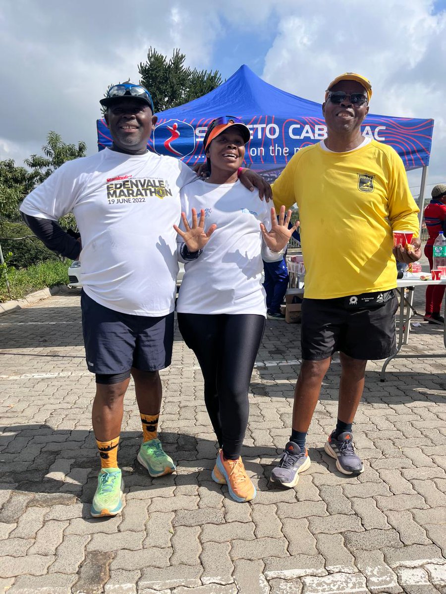 JHB_Harriers's tweet photo. Okay, it's a wrap!! 🙂 Bravo to all runners for completing the Soweto Cabal's Easter 100km Run! 🥳 👏 🏃‍♂️🏃‍♀️

#consistencyiskey #eastermonth #easter #easterrun #100km https://t.co/mSceAxYMUa