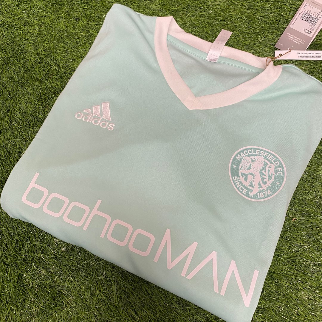 NonLeagueShop's tweet photo. Only a few left in stock of the Macclesfield 2022 away shirt.

Once it’s gone, it’s gone!
🎯
https://t.co/sDwLU5uxDO https://t.co/OBjI8MrD3I