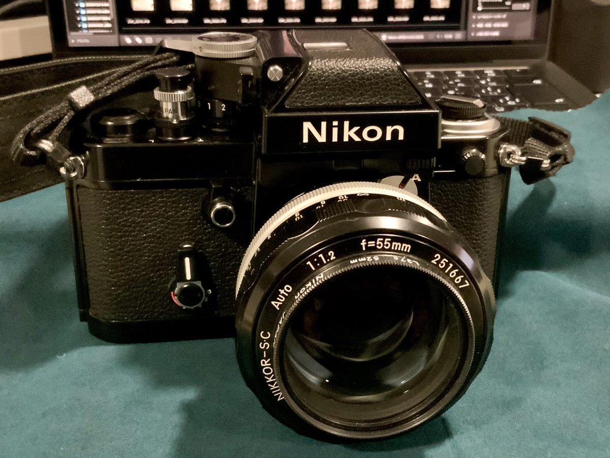 kintam3's tweet photo. 40年前のメイン機の動作テスト！
NikonF2+NIKKOR-SC Auto 55mm f1.2
こ機械感はたまりません！
たまにZ機でも使ってます！
どこでやってるのかネガ現像1週間以上待ってます。
次はF3もやります！ https://t.co/tpF3yxCJcE