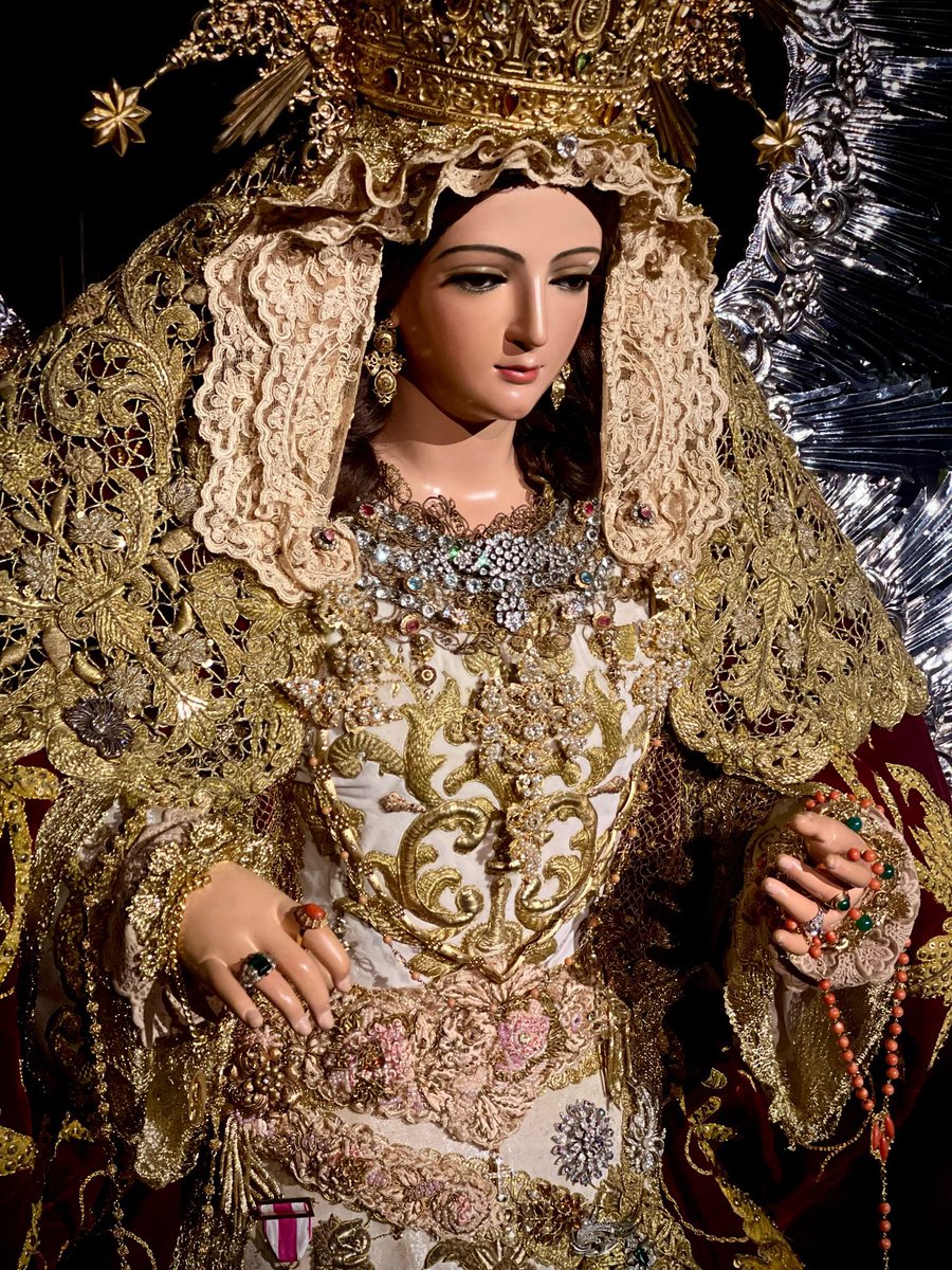 javierrcorrales's tweet photo. Todo vuelve a cobrar sentido. Es Domingo de Resurrección, y la Virgen está contenta.

¡Bendita locura de ser cristiano y encarnao! https://t.co/jugqsgN1Jl