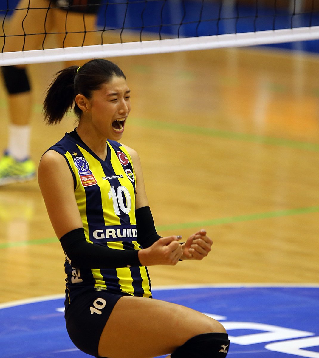 iluvkyk's tweet photo. The only Korean player to have played for Fenerbahçe,
@kimyk10  helped the team claim their first CEV Champions League title. She was awarded Best Scorer and MVP of the tournament, and ranked first in both serving and attacking. https://t.co/EETfjBL6Ew
