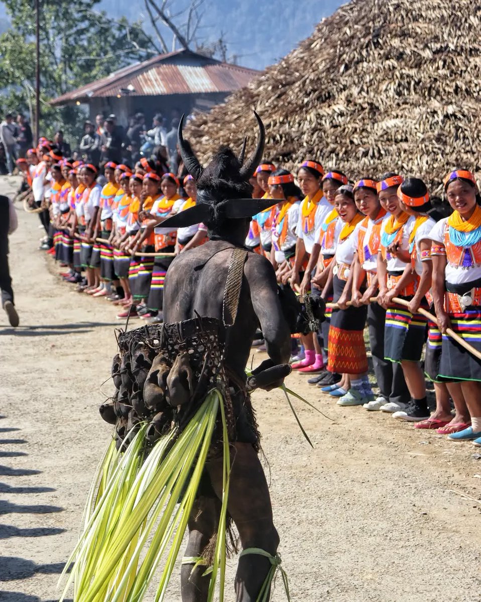 tovihoto's tweet photo. A glimpse into the soul of the Konyak tribe—where tradition meets resilience. 

Stunning visuals by @jazperjack https://t.co/9clrvfSP6a