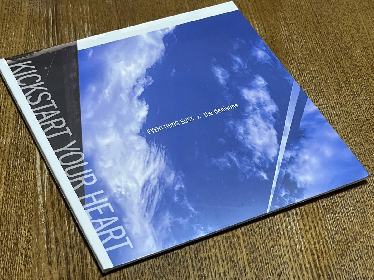 denisons最高だった！
マジで好きなことしかやってなくて、こんなの嫉妬してしまう。
バンドっていいな！

bedgravityも初めて観た聴いただったけどめちゃくちゃカッコ良かった！また観たいー。

そんでずっ〜と気になってた喜楽は最高の空間でした！こういう場所があることが嬉しくなる！