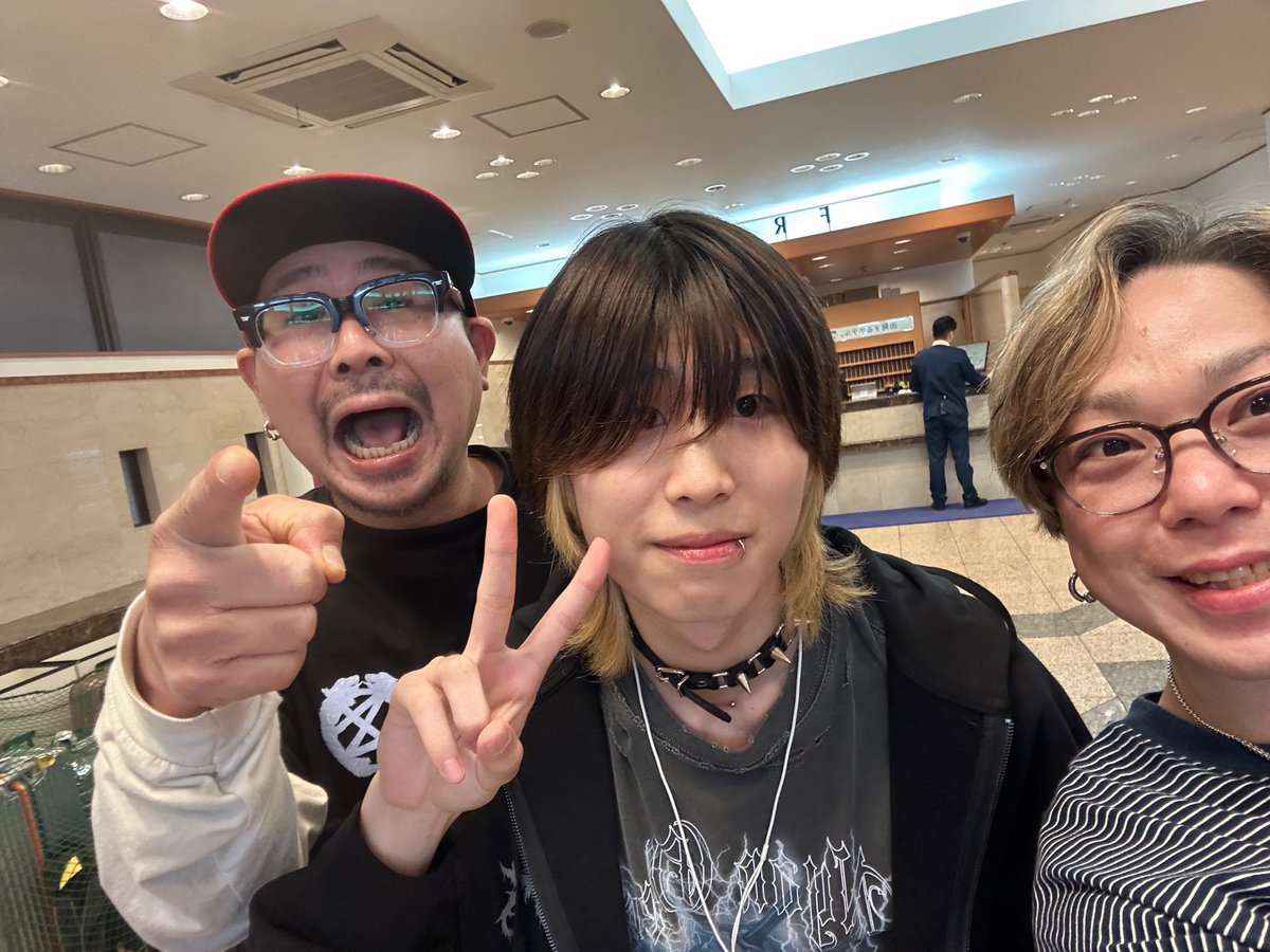 せいが tweet media