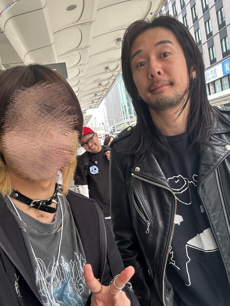 せいが tweet media
