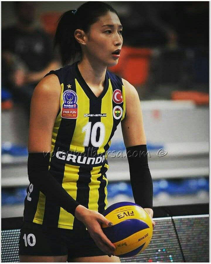 iluvkyk's tweet photo. The only Korean player to have played for Fenerbahçe,
@kimyk10  helped the team claim their first CEV Champions League title. She was awarded Best Scorer and MVP of the tournament, and ranked first in both serving and attacking. https://t.co/EETfjBL6Ew