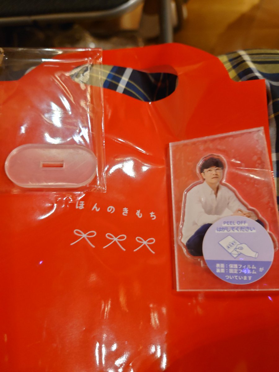 佐々木優太トーク&amp;ライブ vol11 横浜シルクロード舞踏館にて初開催。メガネ狛犬のキャンディとシールも発売開始。参加１０回めのプレゼントいただきました。