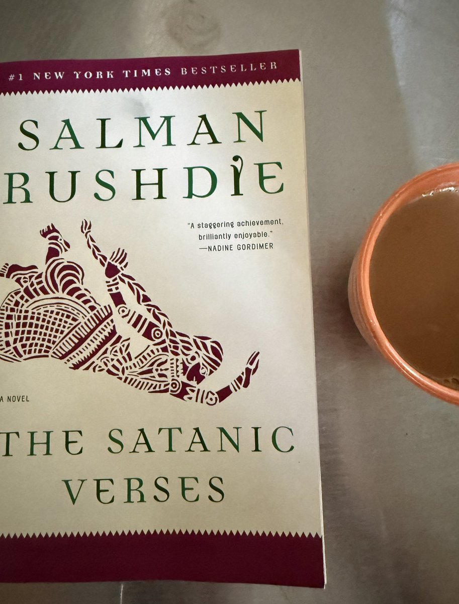 idrkrunal's tweet photo. Pages that provoke,tea that comforts,
Slow Sundays, strong tea, and a bold read. @PadhegaIndia_ thanks for this copy.
#TheSatanicVerses #salmanrushdie https://t.co/ZttGIMdGfb