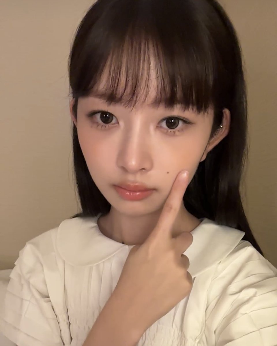 picsnaoirei's tweet photo. 🐣🫧 live https://t.co/Qa9bo4u5f8