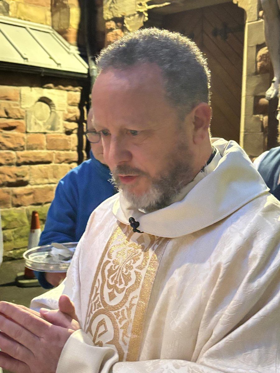 St Patrick's Belfast tweet media