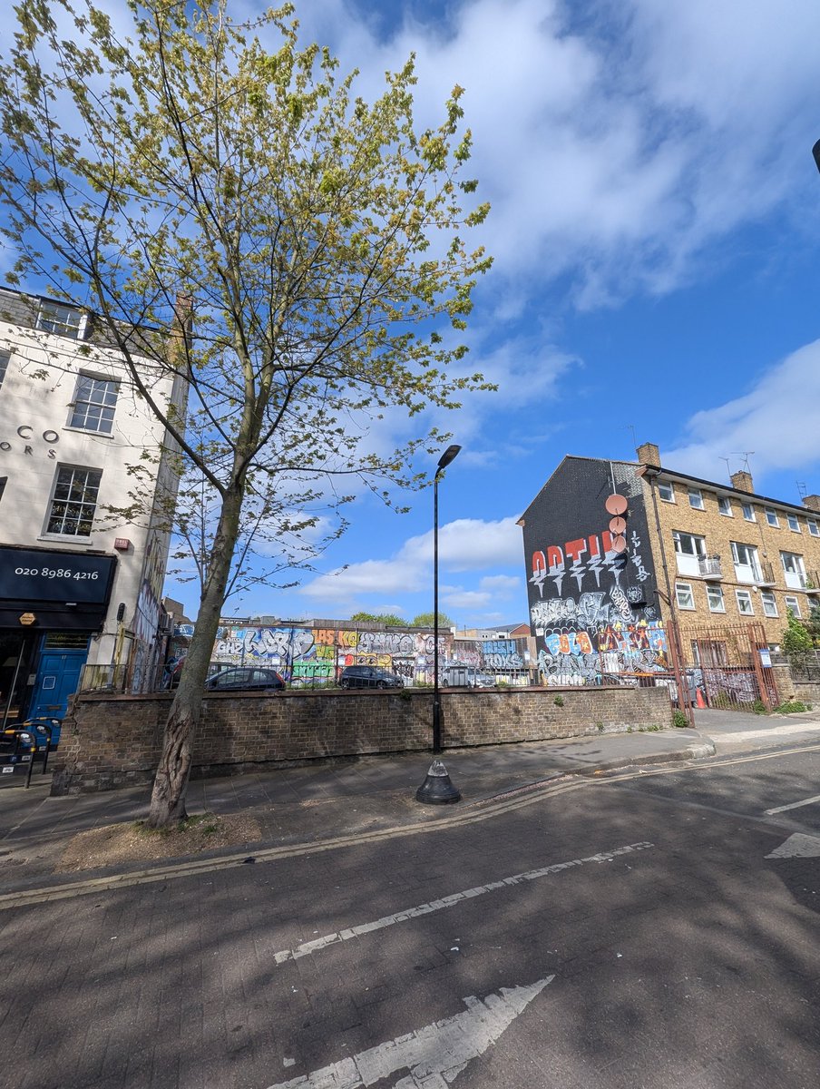 This plot of land has been sitting empty for well over 10 years. It's 5 mins walk from  station.  This isn't #landbanking, it's a lack of incentive for land owners to do something more productive with it. This is where #landtax would really help.