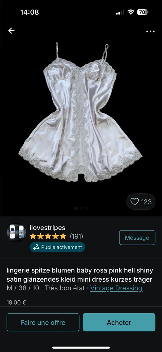 userchloe's tweet photo. faut interdire aux gens qui prennent en photo leurs vetements en froissant la taille comme ça d’utiliser vinted sérieusement c’est insupportable https://t.co/AqRSDYdlHI