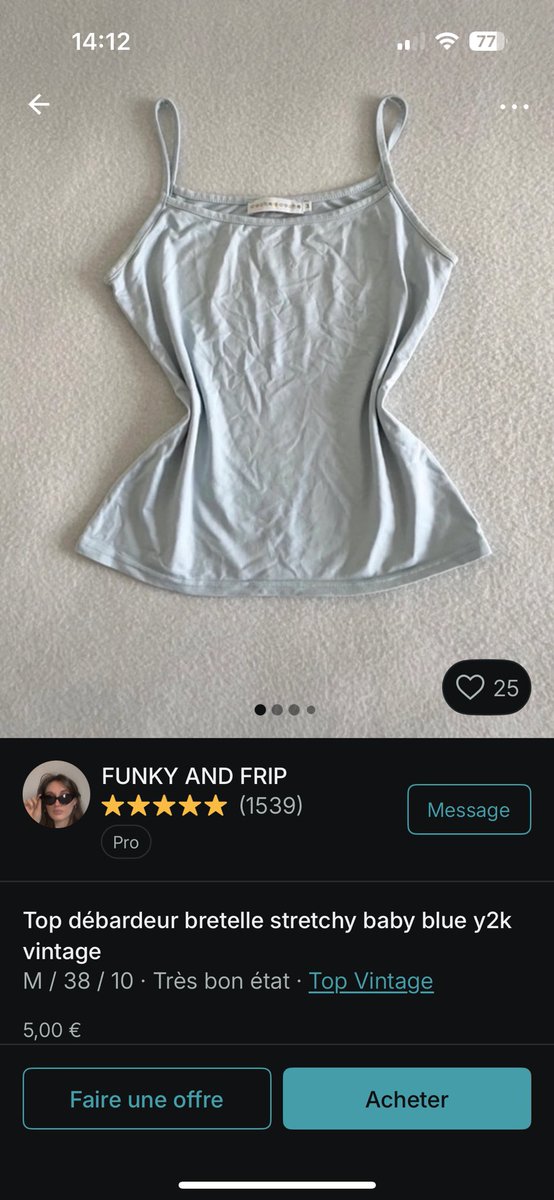 userchloe's tweet photo. faut interdire aux gens qui prennent en photo leurs vetements en froissant la taille comme ça d’utiliser vinted sérieusement c’est insupportable https://t.co/AqRSDYdlHI