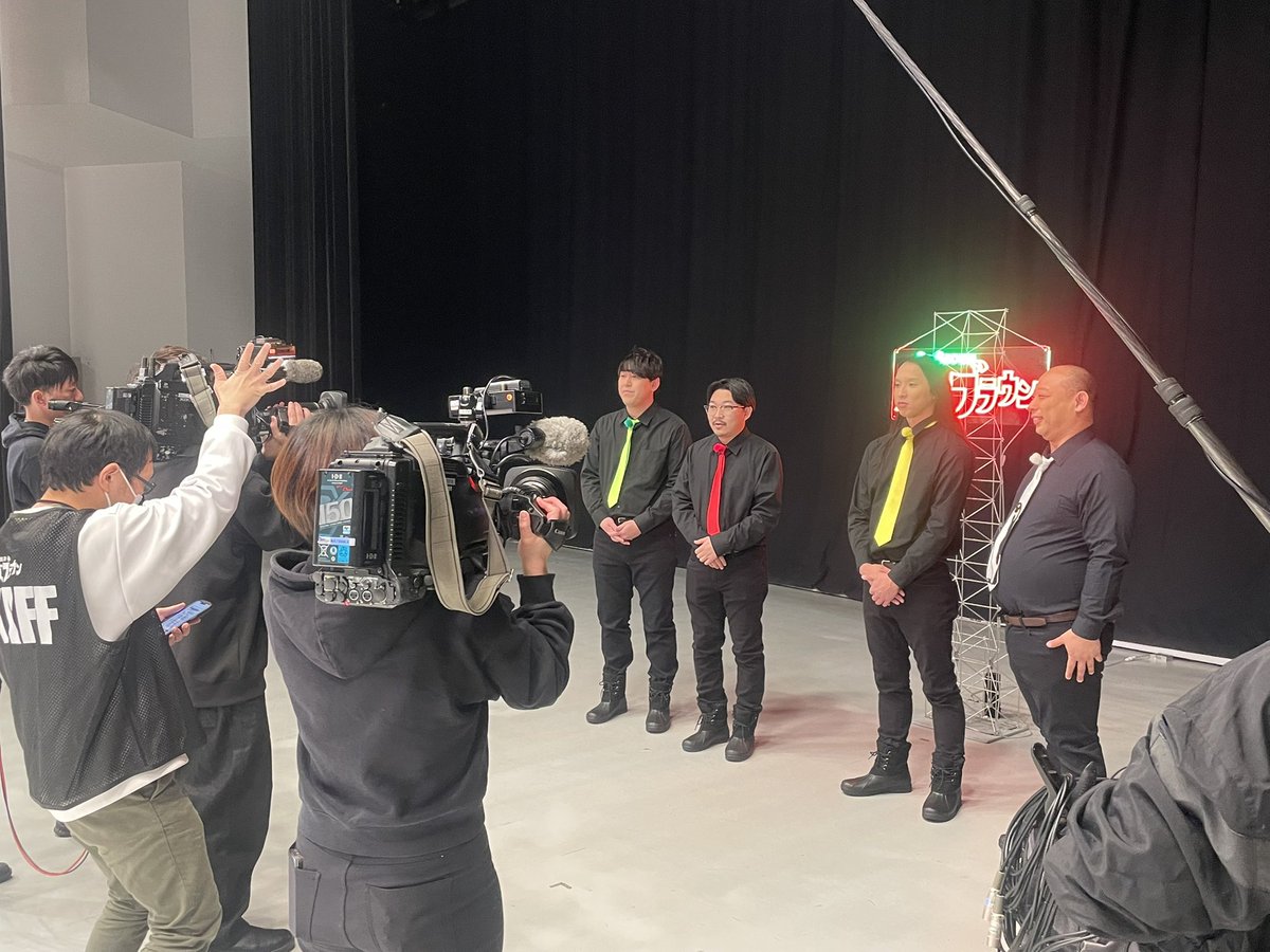 yatabeyshmto's tweet image. 📺今週OA📺
⭐︎(日)※本日‼︎23:25-STV #オズブラウン
#53 オズブラウン 創業年数カウントアップバトル後編

⭐︎(火)深夜1:35-MX #キャベリバ内閣
#2 飲むシリカとキャバクラを愛する東京の皆様、ご視聴願いします。

⭐︎(水)23:56-HBC #ジンギス談
#392 ジンギス談！隣人さん回後編‼︎
