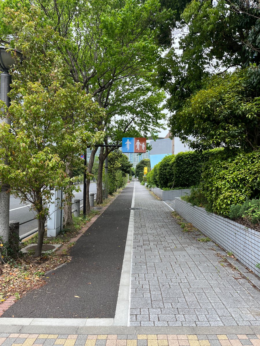 ykumaz's tweet photo. 今日は、IPAのITストラテジスト(ST)試験を受験しました。結果はわかりませんが、午後IIの2時間は手書きの論文なので集中力を試されます。一息ついています。 https://t.co/iXkGnPI8lx