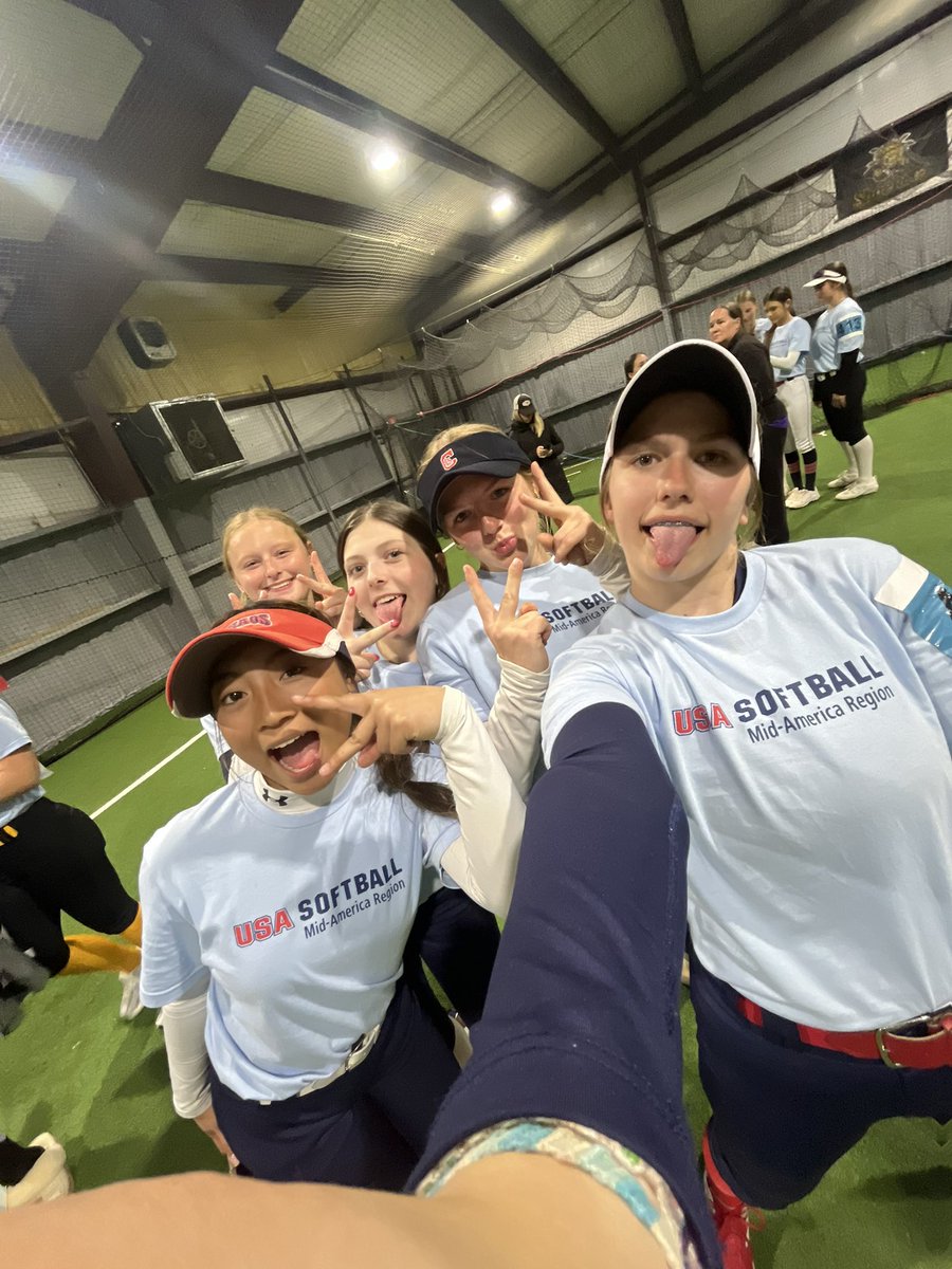 Congratulations to Addie, Taylor, Sam, Millie &amp; Natalie for being selected to play for Region 7 in the 14u USA All-American Games!!!! #stlchaos