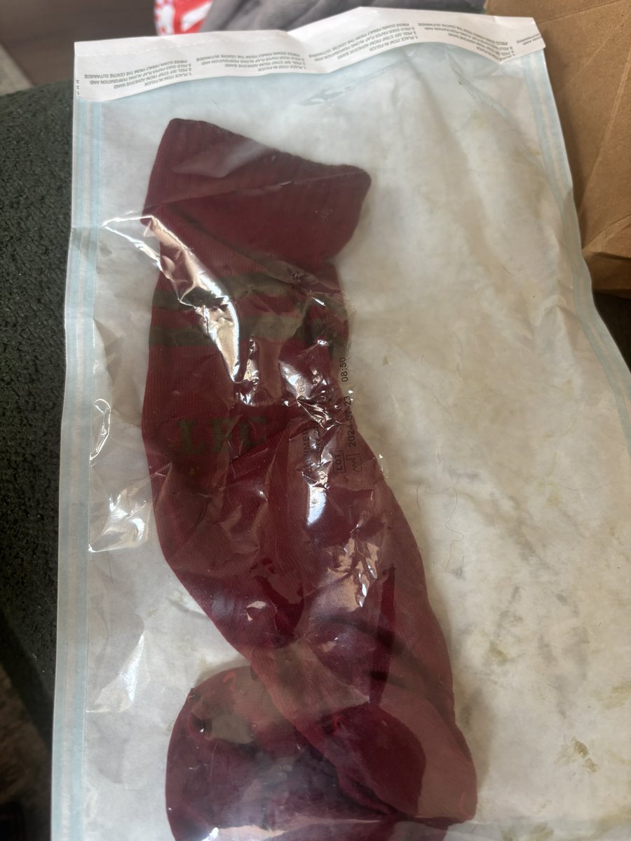 Holsx's tweet photo. 6 weeks ago we couldn’t find one of my daughter’s @LFC football socks - a
very poorly pup and £5k later we found it! #LFC https://t.co/fXUzyaAdLD