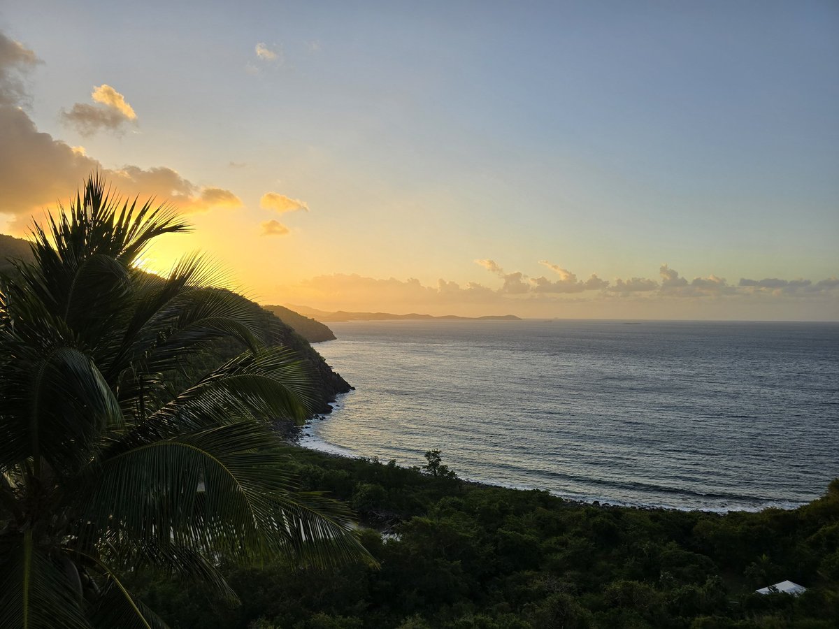 Light conquered darkness!

Say Amen if you believe!

Happy Easter!

MAHA