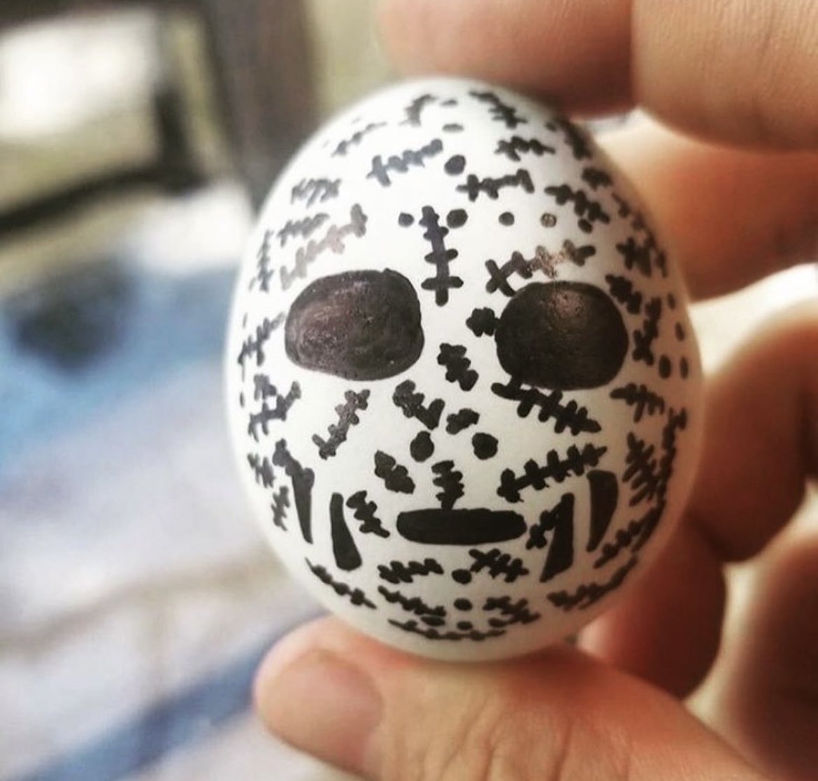 burnsieoriginal's tweet image. Happy Easter everybody!