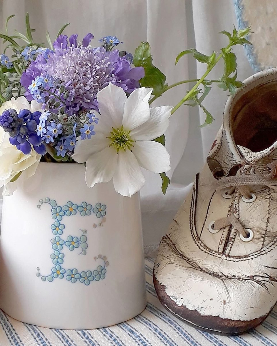 EmmaAtLHV's tweet photo. Hope you’re all enjoying the Easter weekend. I’m busy reorganising my work room and restocking our website. Pics of new stuff coming soon! X https://t.co/pQ3FwHLn0T