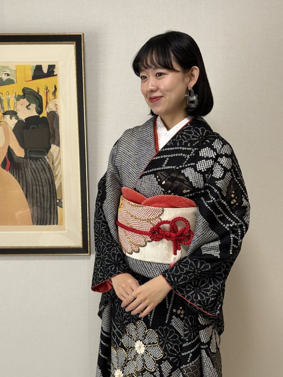 tsukimisou2's tweet photo. #今日の着付け
お友達の #結婚式 へ
#総絞り の #振袖 が可愛い😍
ボブスタイルにガラスのイヤリングが素敵です💓

すぐ近くの #TIAD までお見送り！
行ってらっしゃいませ👋

#月見草サロン
#江口ハイツ606
#tiadすぐ裏  #結婚式場　#ホテル 
#着付け　#ヘアセット　#ヘアメイク
#留袖　#振袖 https://t.co/zSZmFceMXe