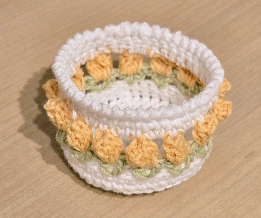 はじめてのパプコーン編み🌷

もちだあかりさんの本を参考に編ませていただきました🧶

明日から編み物タイムが少し減っちゃうけどゆっくりとこれからも色々編みたいと思います。