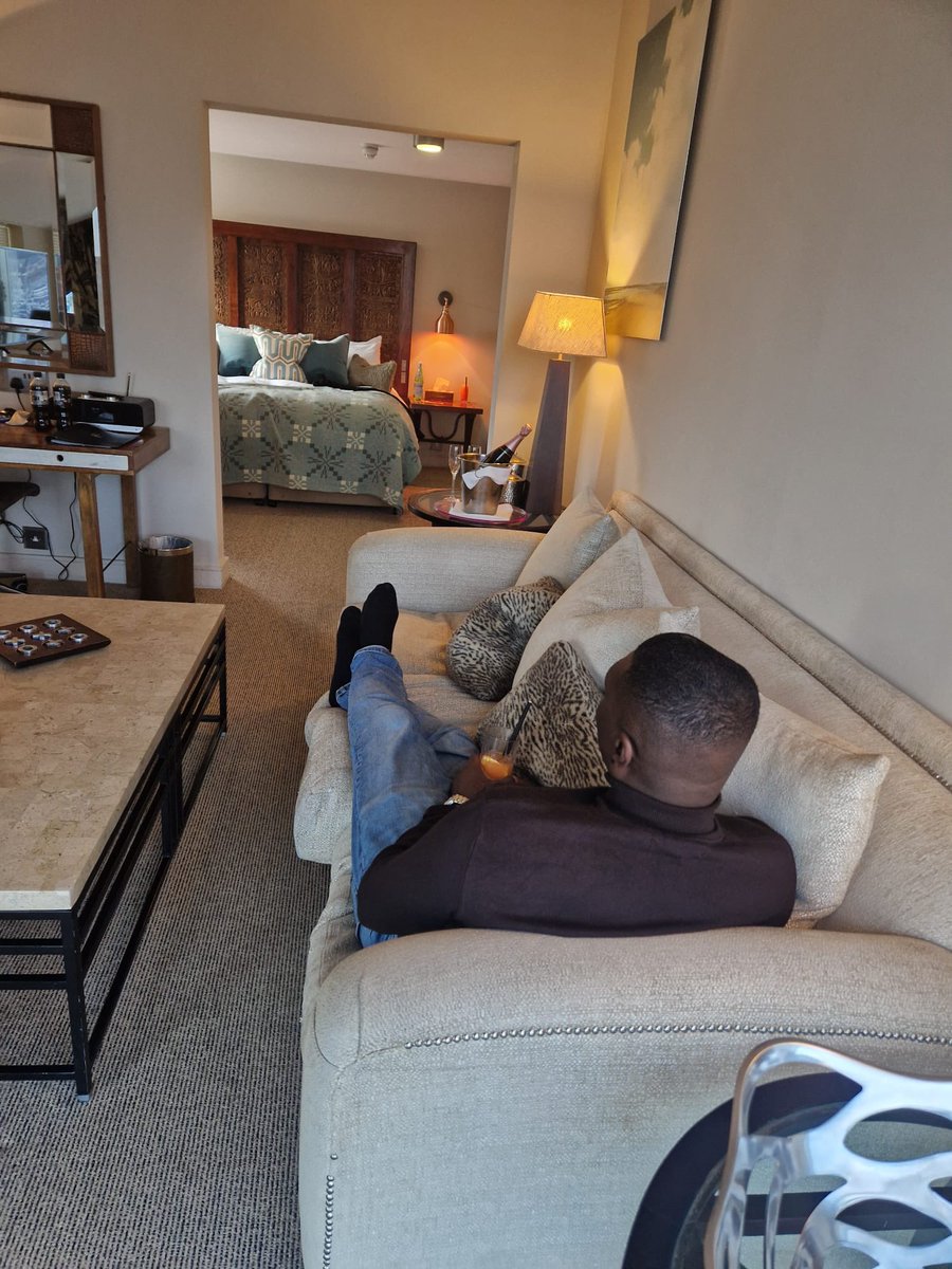 dj syndicate tweet media