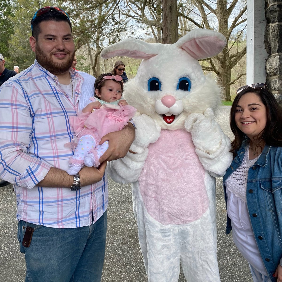 🐣🌸 Happy Easter from all of us at the Greater Wilmington Convention &amp; Visitors Bureau! 🌷🐰

We can’t wait to welcome you to our corner of the world this spring! 💛