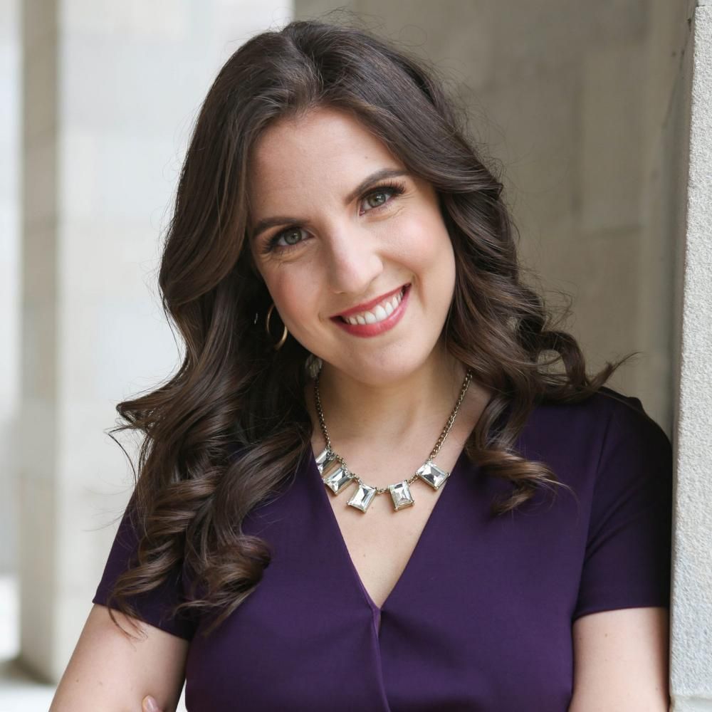 MarkCCrowley's tweet photo. Think you're doing everything right at work but still not getting ahead? 🚀 
On my new podcast, Melody Wilding, bestselling author of ��Managing Up: How To Get What You Need From The People In Charge” shares expert advice on how to remedy that!
#Work #HR #Success #Leadership
https://t.co/GBMSX21Dkm