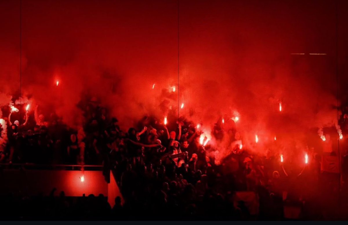 Aí estão os rapazes da luz ! 

Sem medo ⛔️