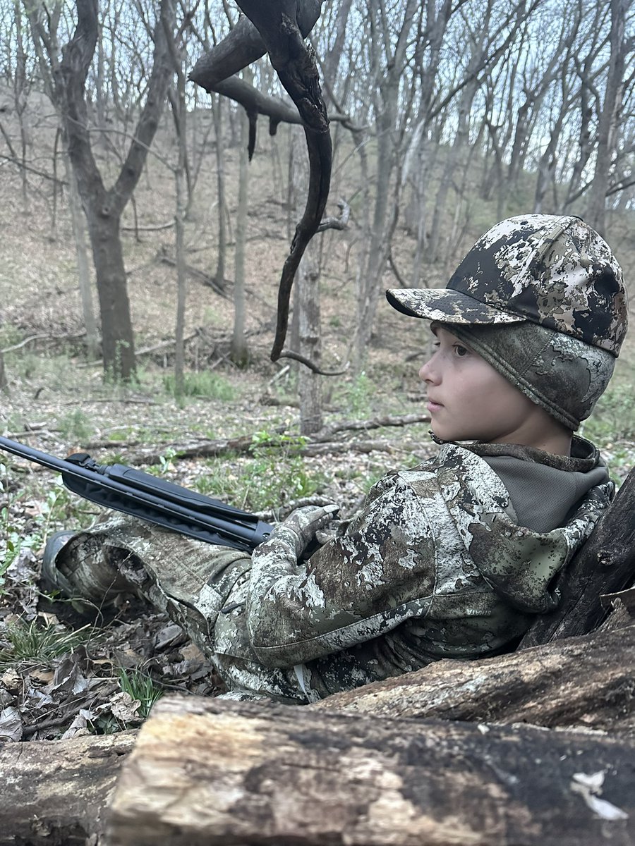 doubleAseedman's tweet photo. Rhett knocked down his bird this weekend!!!  #thunderchickens https://t.co/qxxkVoz5cM