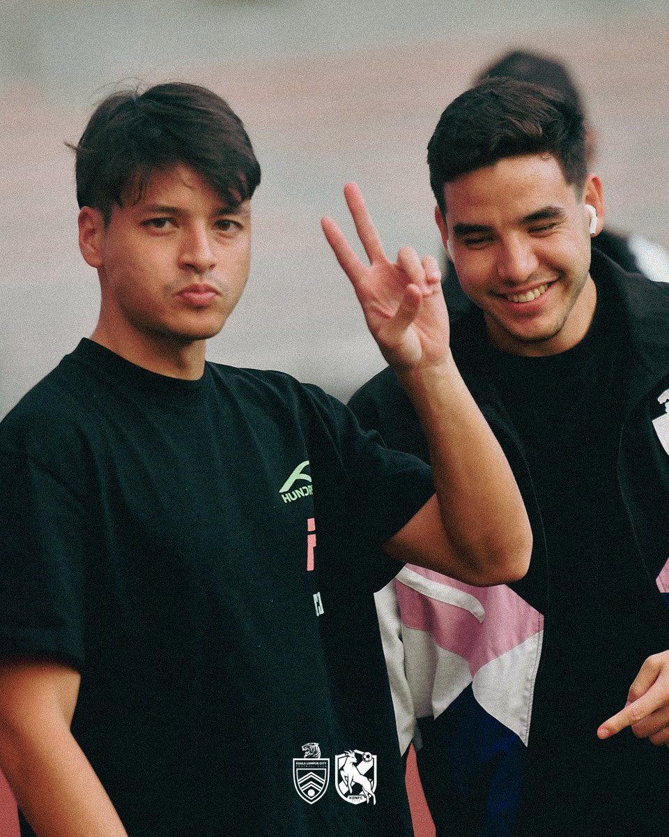 Arrivals at Stadium Bolasepak Kuala Lumpur, Cheras 📍

#klbandarayarendahkarbon #klcityfc #sampaimatikualalumpur #cityboys