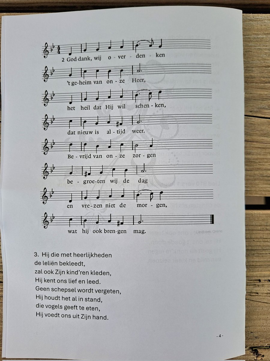 MachielLock's tweet image. Vanmorgen op deze Eerste Paasdag 2025 ben ik voorgegaan in een dienst waarvan ik de liturgie bij dit bericht toevoeg. We hebben in deze dienst paasliederen gezongen. U kunt deze liederen ook zingen. Dat beveel ik u van harte aan, om zo de opstanding van Jezus te bezingen. (1/3)