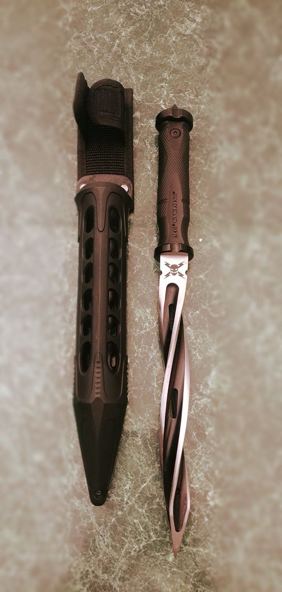 Maddison Knight ☄️ tweet media