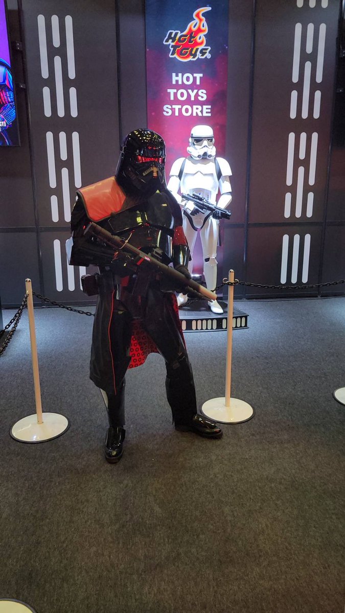 trooper_180's tweet photo. 人生初のコスプレ セレブレーションで出来て良かった☺
 それにパージトルーパーで出来たのが良き!! 🫶
 声を掛けてくれたり、写真撮ってくださった皆さん ありがとうございます😊🙇‍♂️

 #スターウォーズセレブレーション
 #StarWarsCelebration 
 #SWCJ 
 #purgetrooper 
 #パージトルーパー https://t.co/xVJmGEZ13N