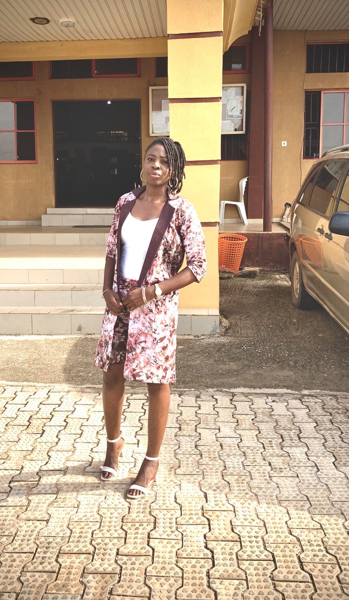 PwettyTem's tweet photo. Happy Easter Sunday 🙌🏾💙 https://t.co/NtliQ2yXbp