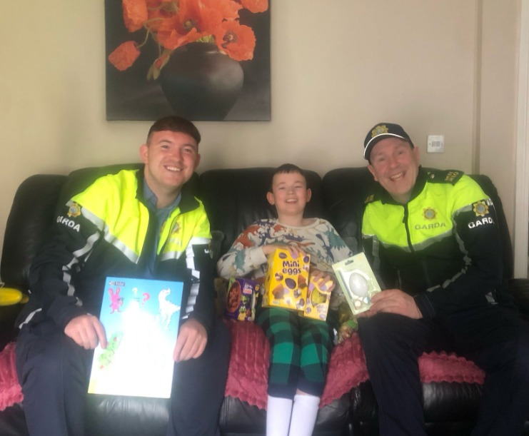 Rory Fitzgerald (@roryfitz9) on Twitter photo Thanks to Fearghal and Cathal from the <a href="/LilBlueHeroes/">Little Blue Heroes Foundation</a> for dropping by lots of Easter Eggs and treats. It was 2% talk about Easter and 98% talk about the latest games on the Playstation as Kyle and Fearghal swapped stories 😄 Thanks to Fearghal and Cathal from the <a href="/LilBlueHeroes/">Little Blue Heroes Foundation</a> for dropping by lots of Easter Eggs and treats. It was 2% talk about Easter and 98% talk about the latest games on the Playstation as Kyle and Fearghal swapped stories 😄