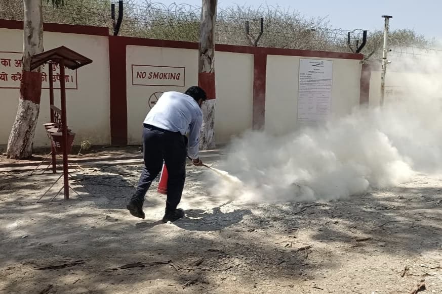 BPCLimited's tweet photo. At BPCL, being prepared isn’t just a drill — it’s a continuous commitment.

This Fire Service Week 2025, our teams across Refineries, Retail Depots, LPG Bottling Plants, Aviation Fuelling Stations, Pipelines, and Engg. & Project sites came together to demonstrate what preparedness really looks like — from full-scale mock drills to hands-on awareness sessions.

These routine drills aren’t just checkboxes. They simulate real emergencies, test our response systems, and ensure our teams are always alert and coordinated. Guided by a Multi-Disciplinary Integrated Approach, we bring together operations, safety, fire services, maintenance, and local authorities to act as one, ensuring swift and effective responses when it matters most.

This year’s theme, ‘Unite to Ignite, a Fire Safe India’, resonates deeply with us — because preparedness doesn’t happen once a year, it’s built into everything we do.

@HardeepSPuri
@PetroleumMin

#BPCL #FireServiceWeek #PreparednessInAction #MockDrills #UniteToIgnite #EmergencyPreparedness #SafetyCulture

(1/2)
