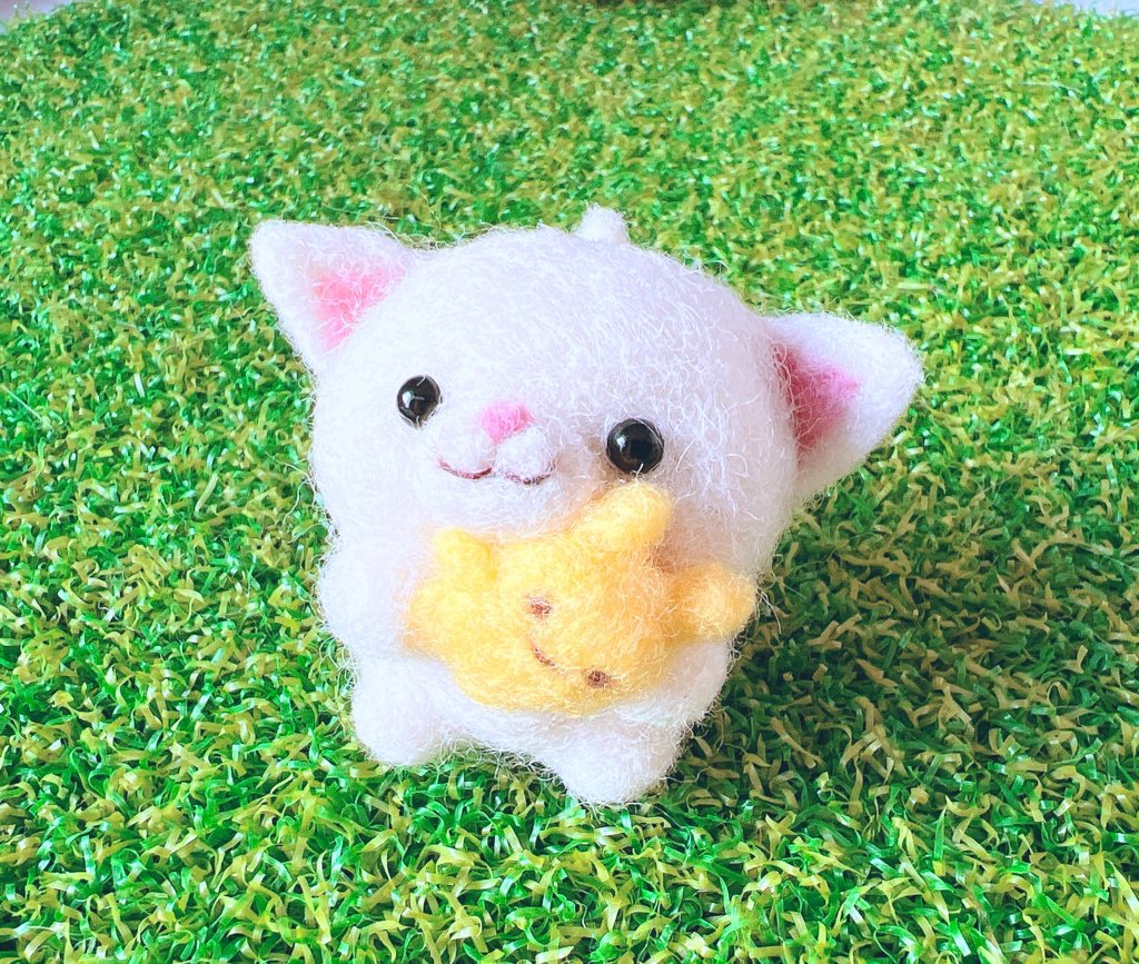 kuu_222_v's tweet image. #見た人も適当に2文字呟く

にゃ🐾