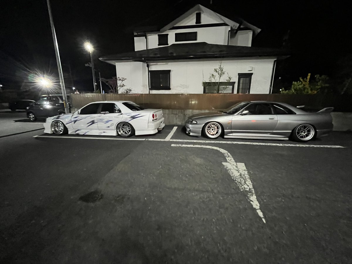 けいご_R33 tweet media