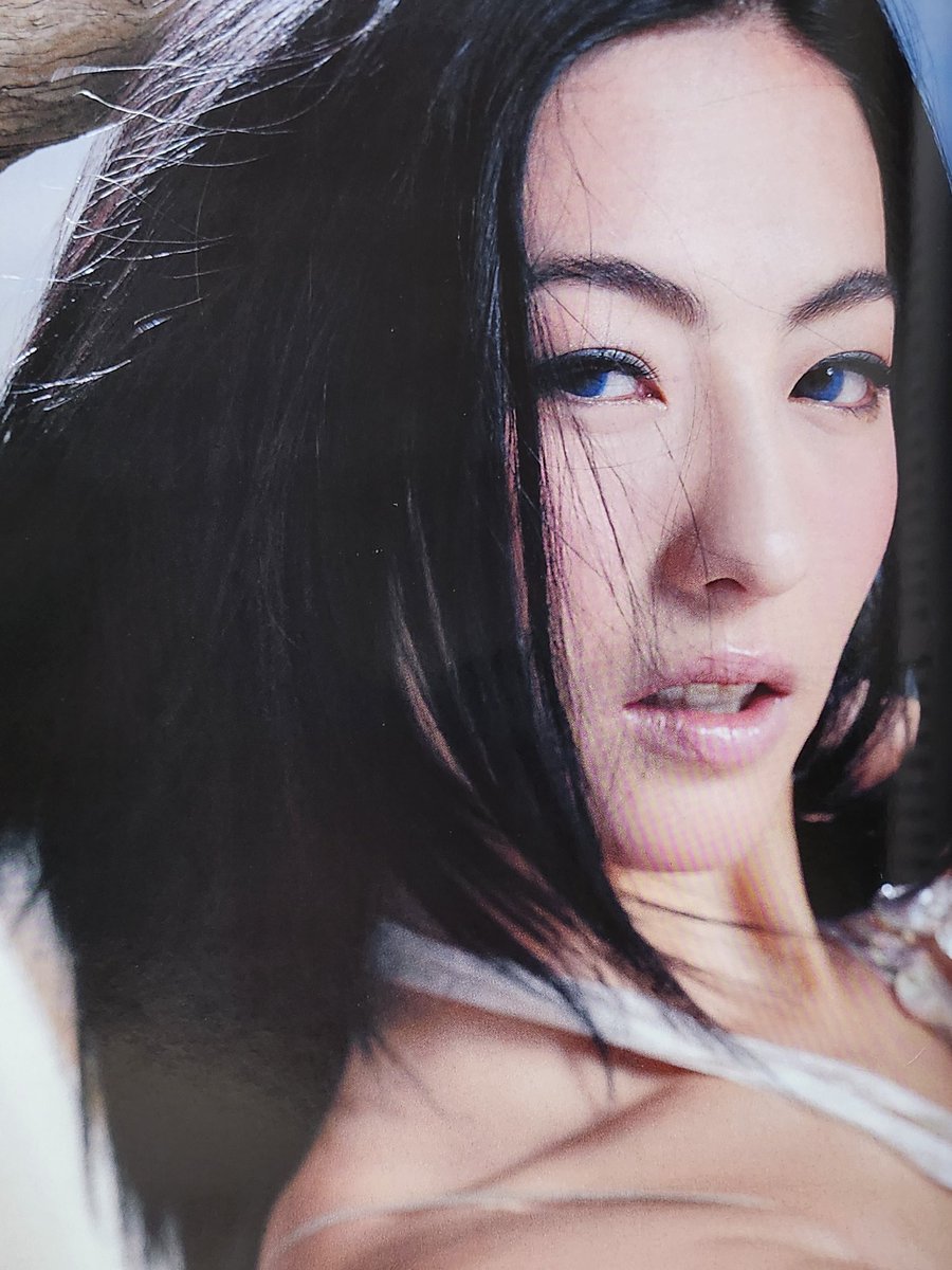 #무극 #장백지 장동건 프리미어 표지 인터뷰Translate post