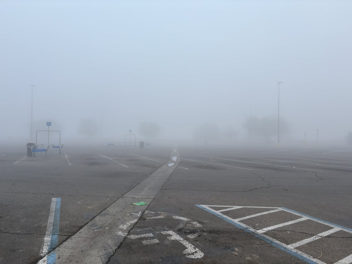 VinceKOAT's tweet photo. Super thick fog in Belen in Valencia County 
@NWSAlbuquerque #nmwx https://t.co/G62olBZpdx